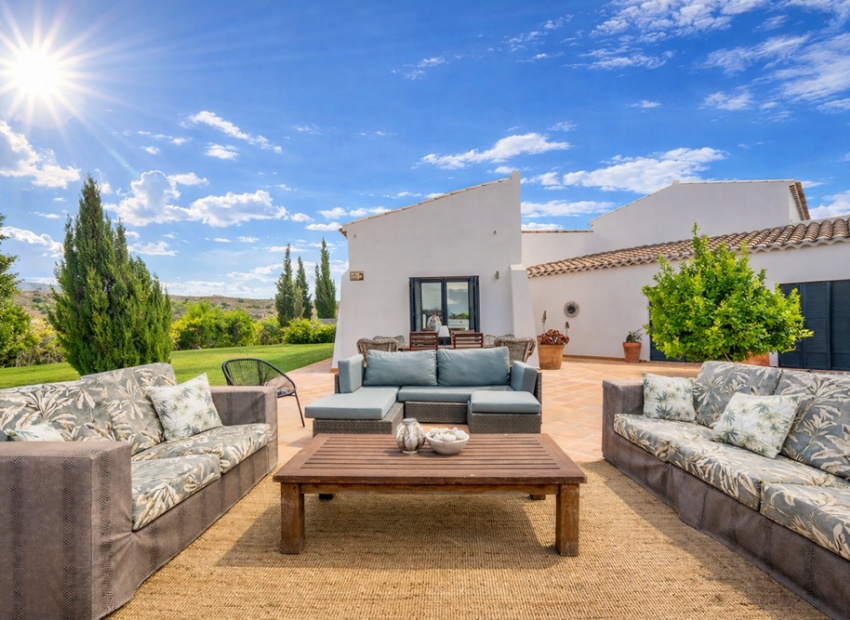 Resale - Villa - Banos y Mendigo - El Valle Golf Resort