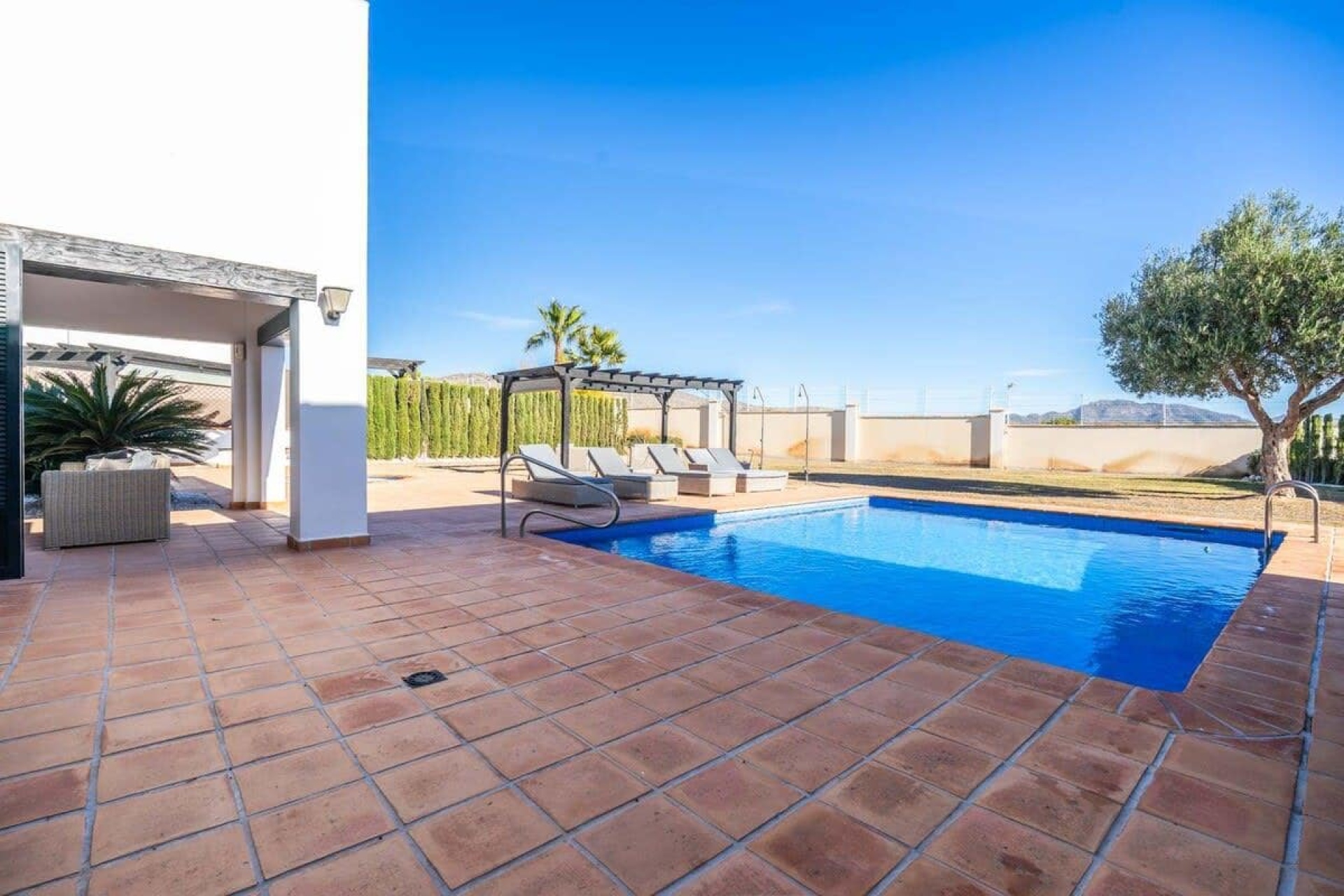 Resale - Villa - Banos y Mendigo - El Valle Golf Resort