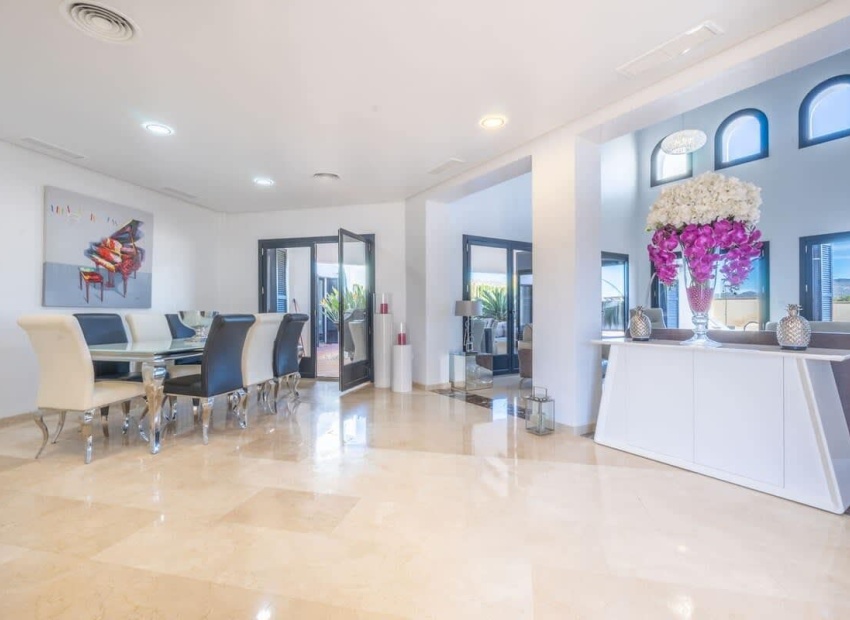 Resale - Villa - Banos y Mendigo - El Valle Golf Resort