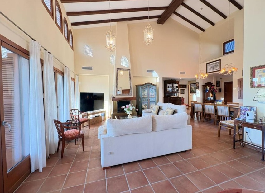 Resale - Villa - Banos y Mendigo - El Valle Golf Resort