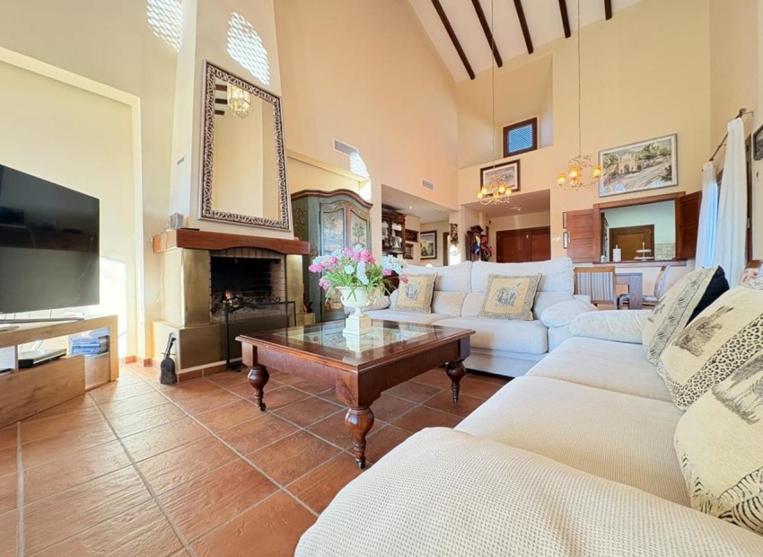 Resale - Villa - El Valle Golf Resort