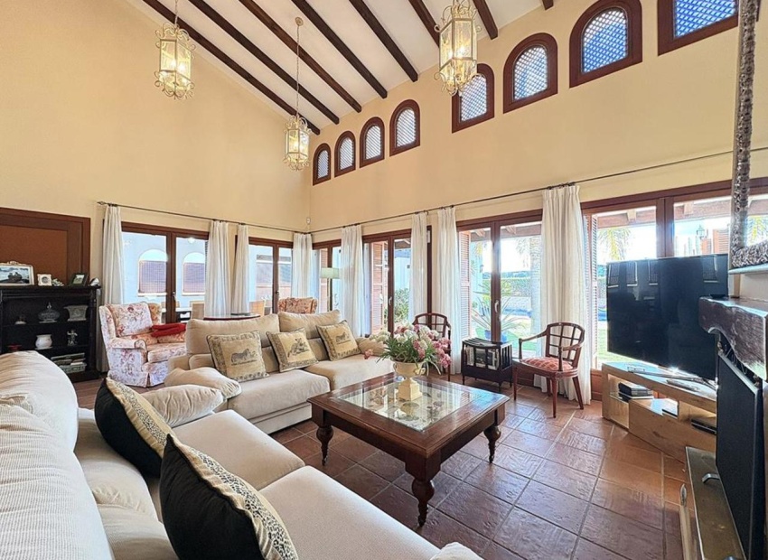 Resale - Villa - El Valle Golf Resort