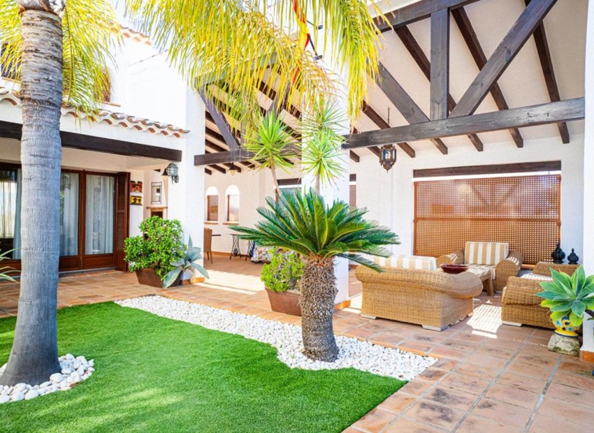 Resale - Villa - El Valle Golf Resort