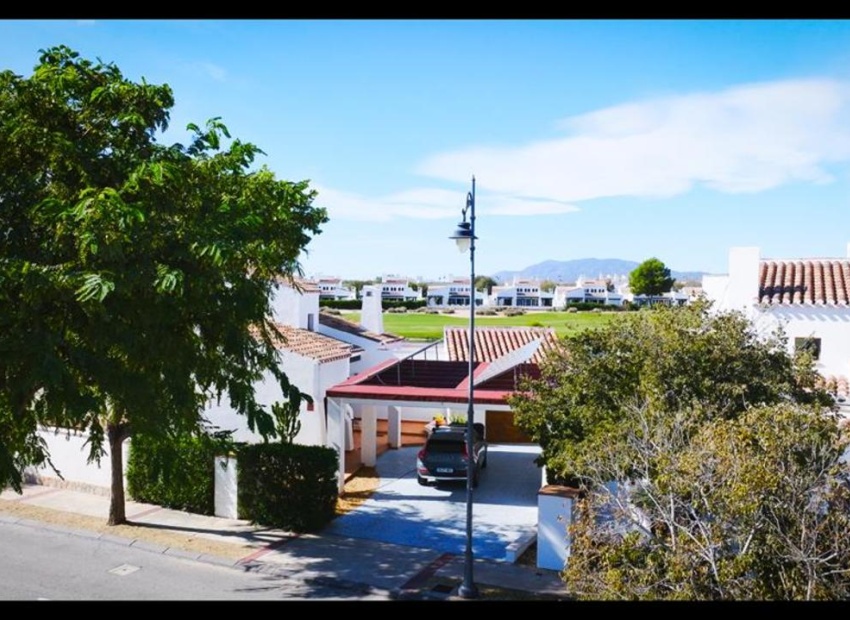 Resale - Villa - El Valle Golf Resort