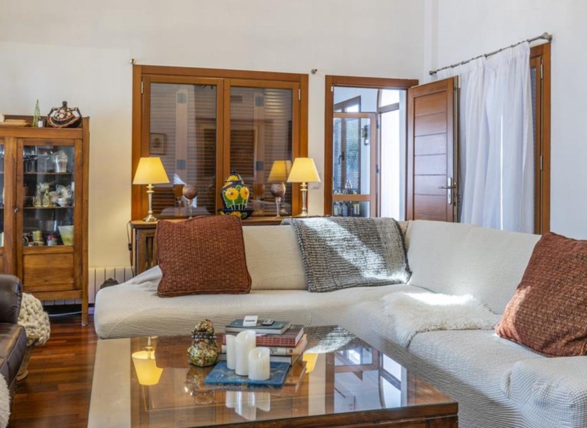 Resale - Villa - El Valle Golf Resort