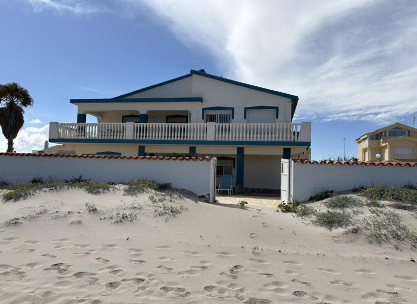 Resale - Villa - La Manga del Mar Menor - Mar Menor