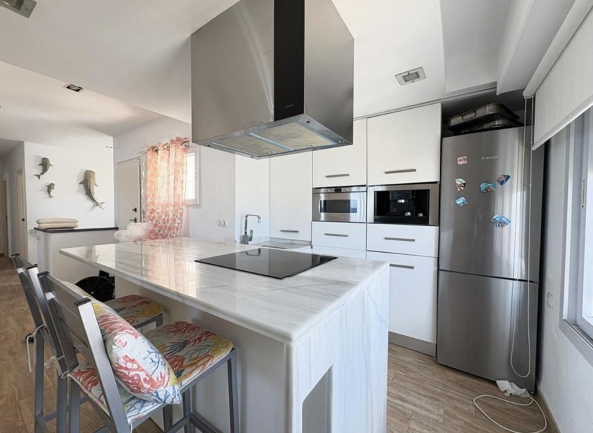 Resale - Villa - La Manga del Mar Menor