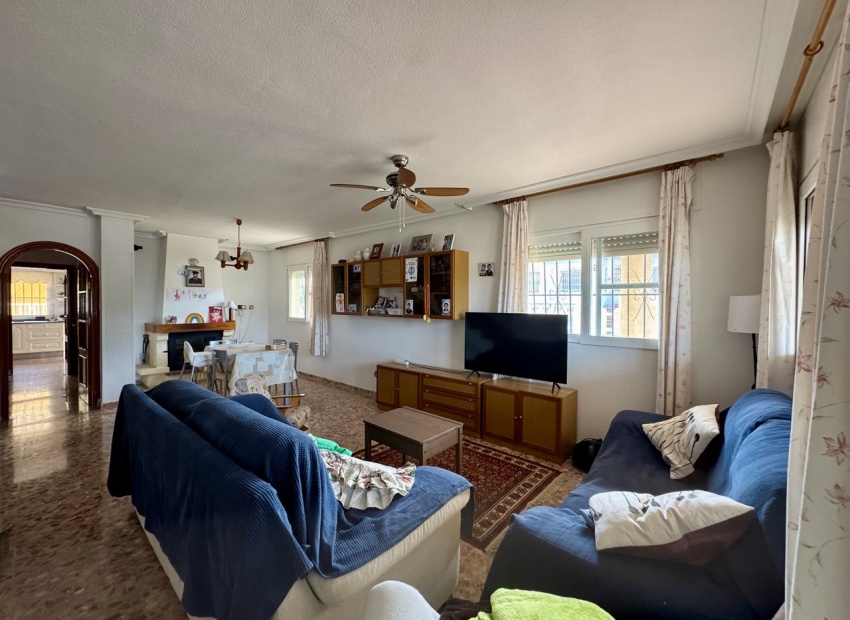 Resale - Villa - Mar de Cristal - Mar Menor