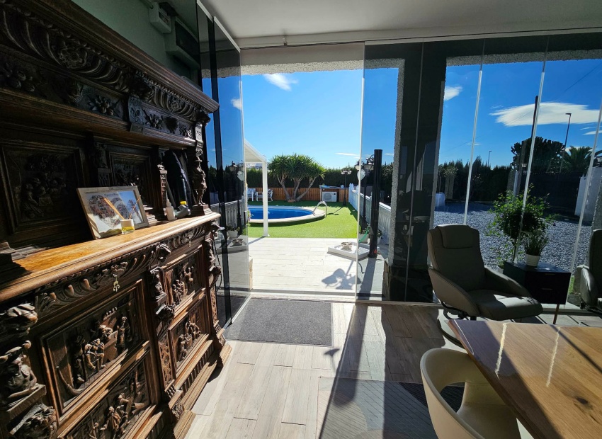 Resale - Villa - San Fulgencio