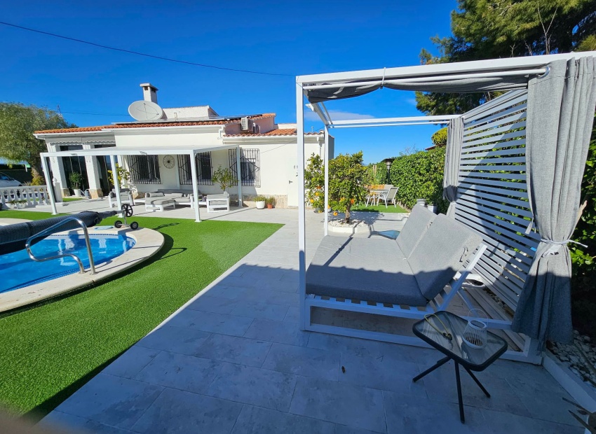 Resale - Villa - San Fulgencio