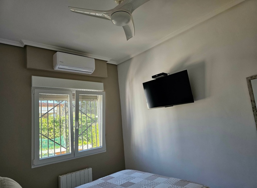 Resale - Villa - San Fulgencio