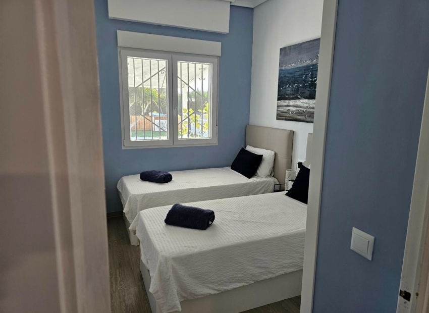 Resale - Villa - San Fulgencio