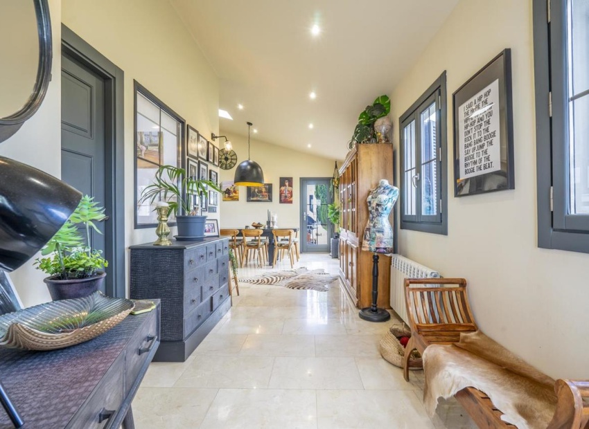 Reventa - Villa - Banos y Mendigo - El Valle Golf Resort