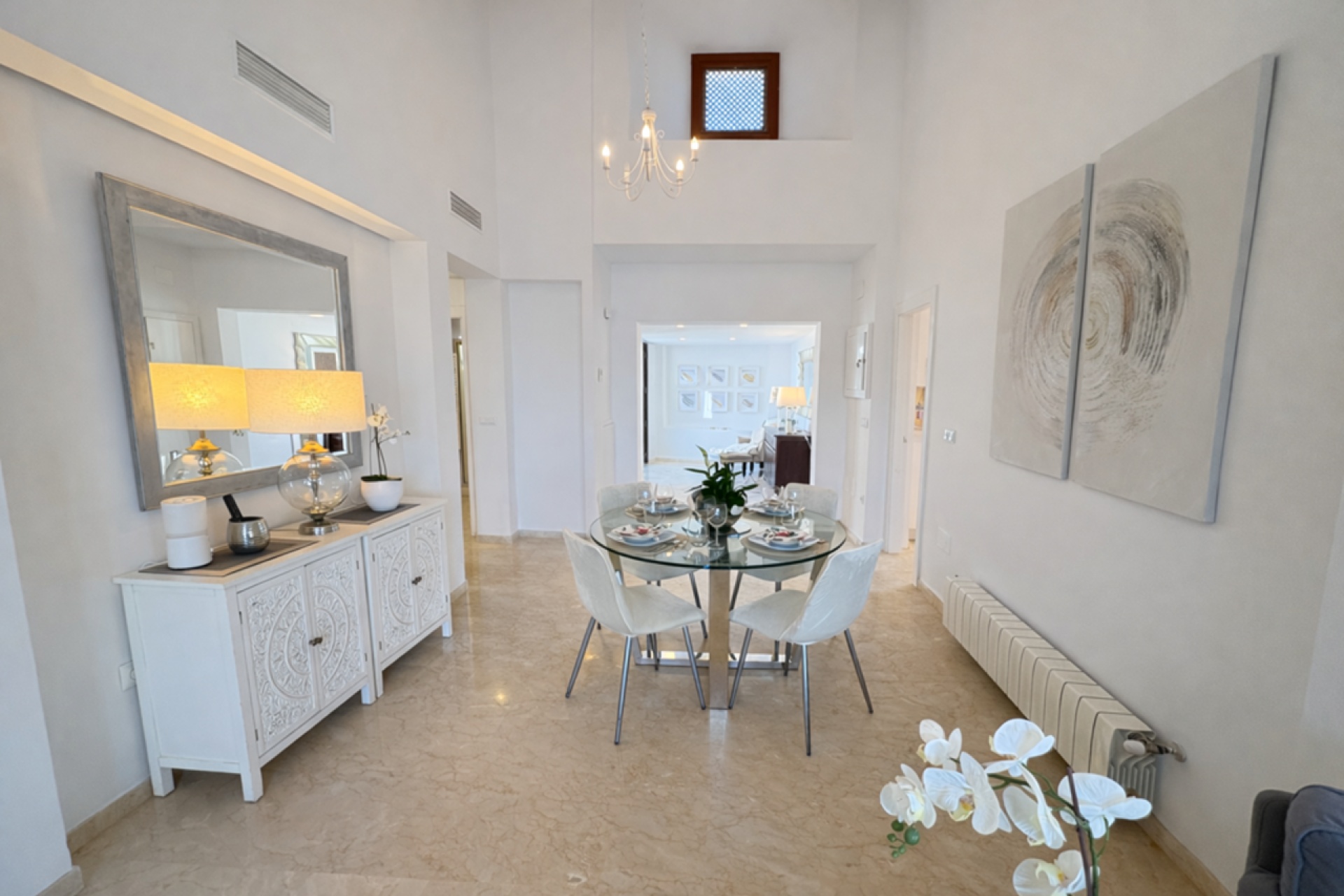 Reventa - Villa - Banos y Mendigo - El Valle Golf Resort