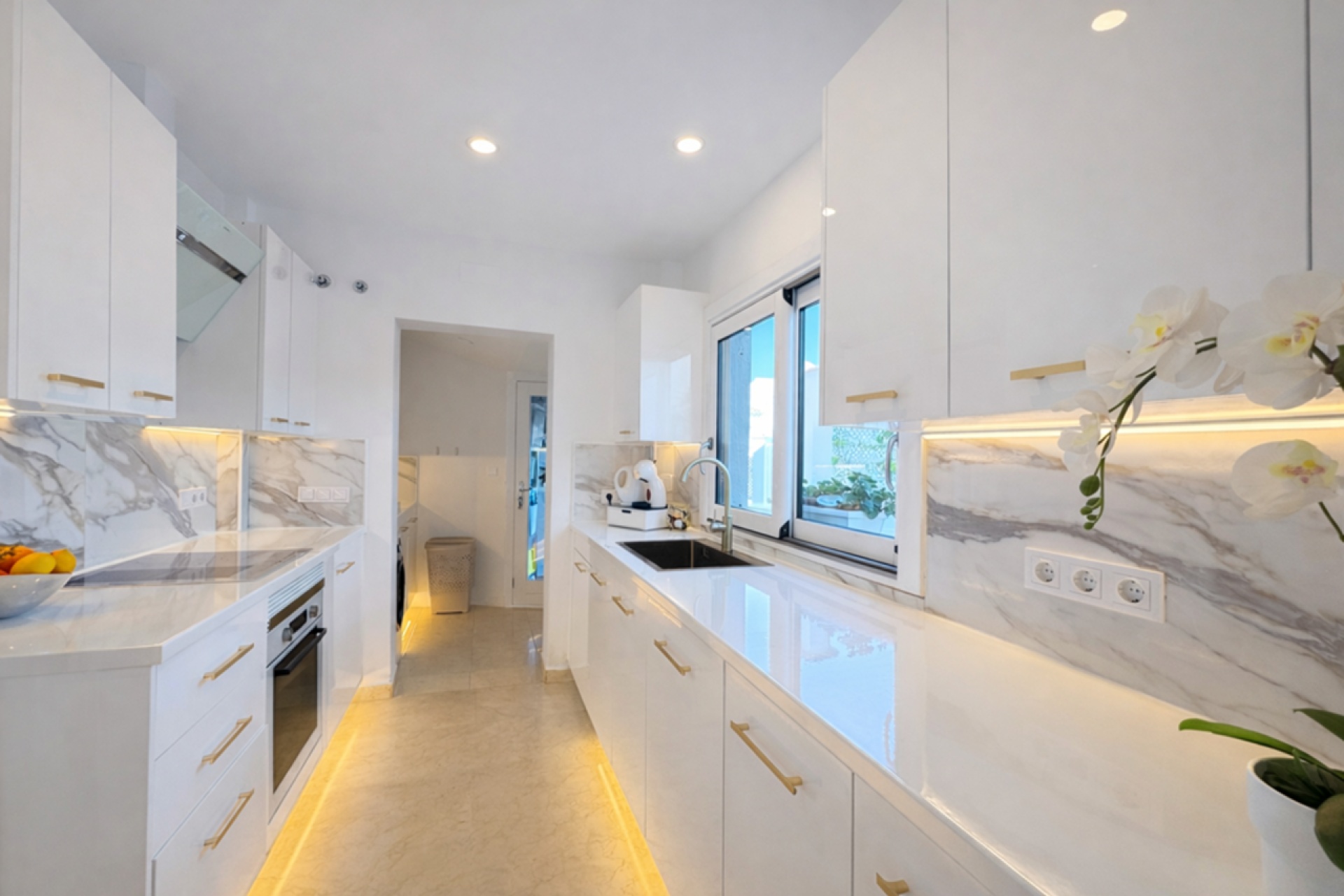 Reventa - Villa - Banos y Mendigo - El Valle Golf Resort