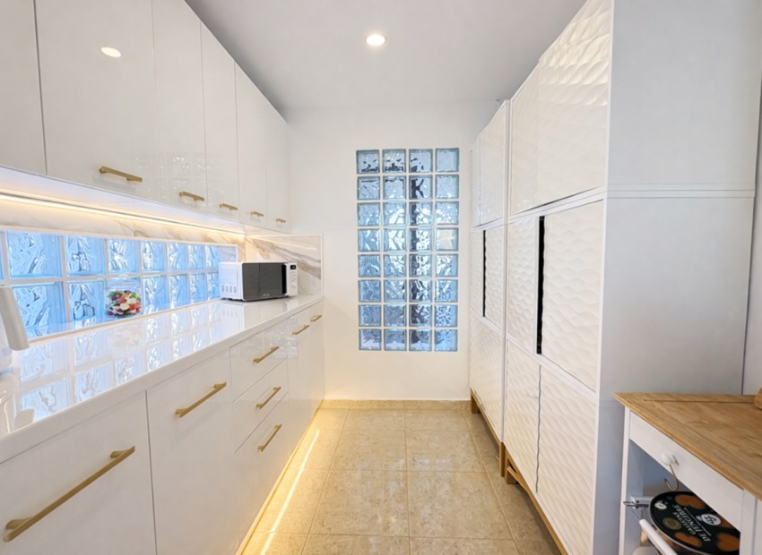 Reventa - Villa - Banos y Mendigo - El Valle Golf Resort