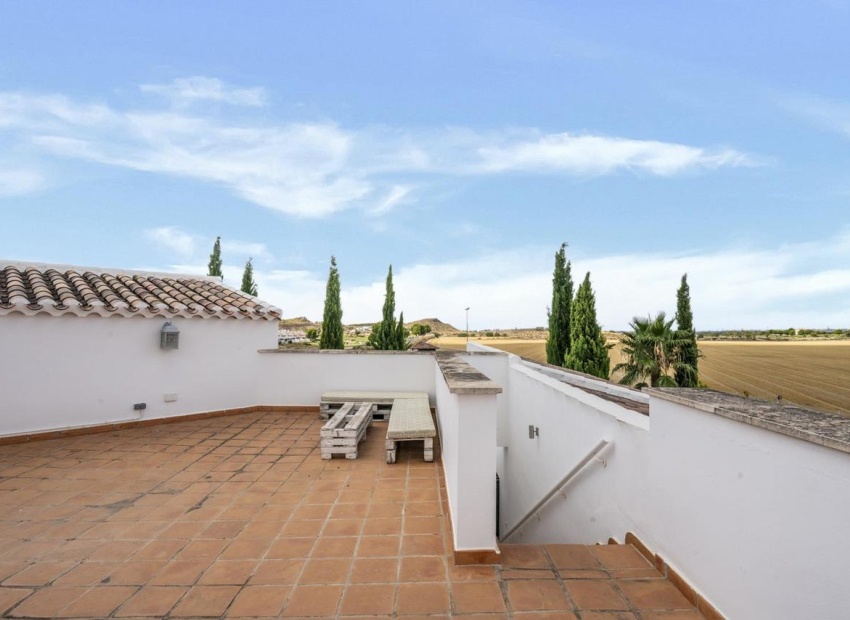 Reventa - Villa - Banos y Mendigo - El Valle Golf Resort