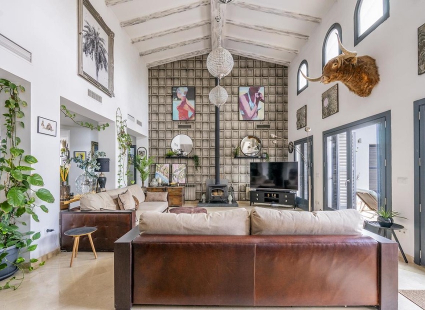 Reventa - Villa - Banos y Mendigo - El Valle Golf Resort