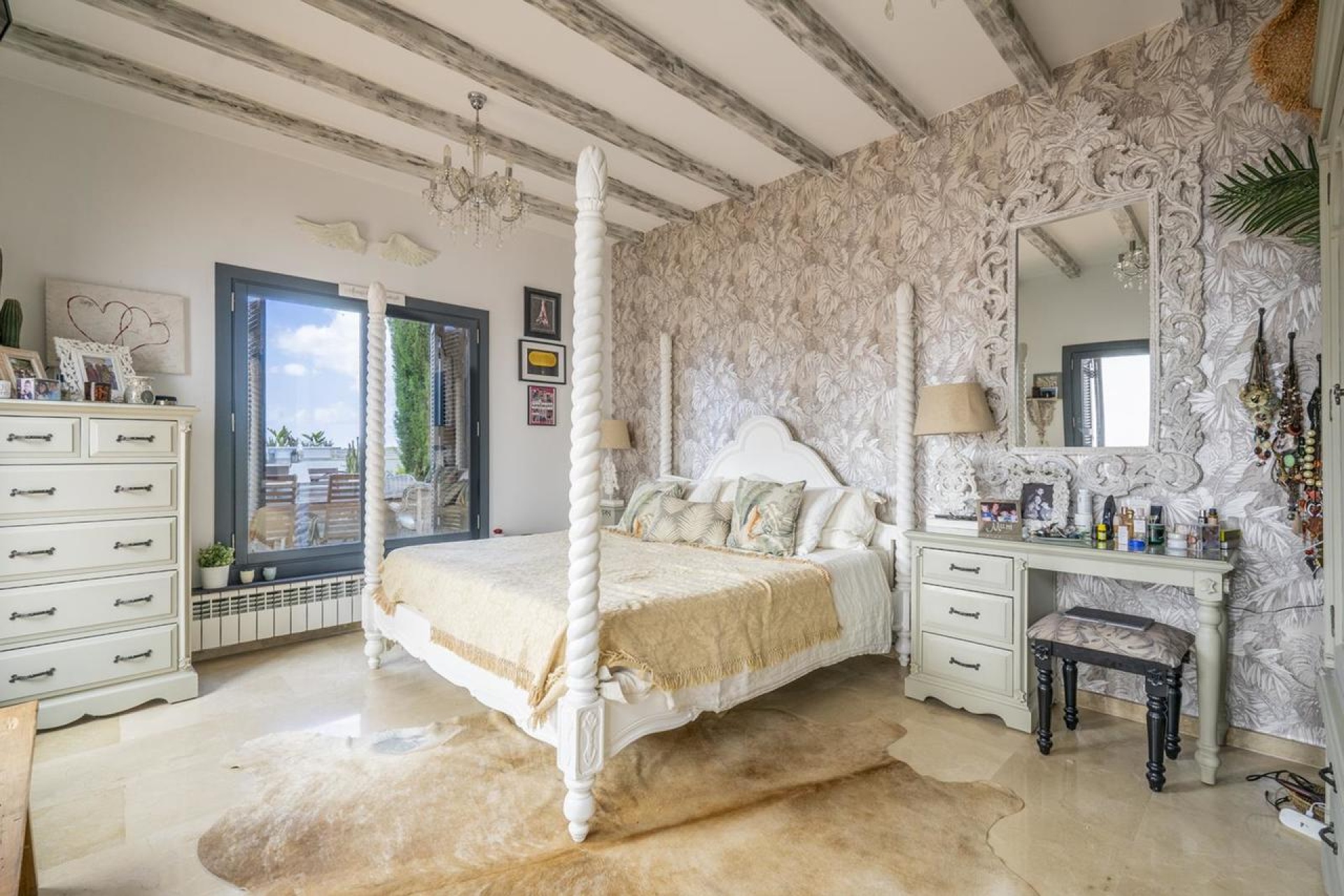 Reventa - Villa - Banos y Mendigo - El Valle Golf Resort