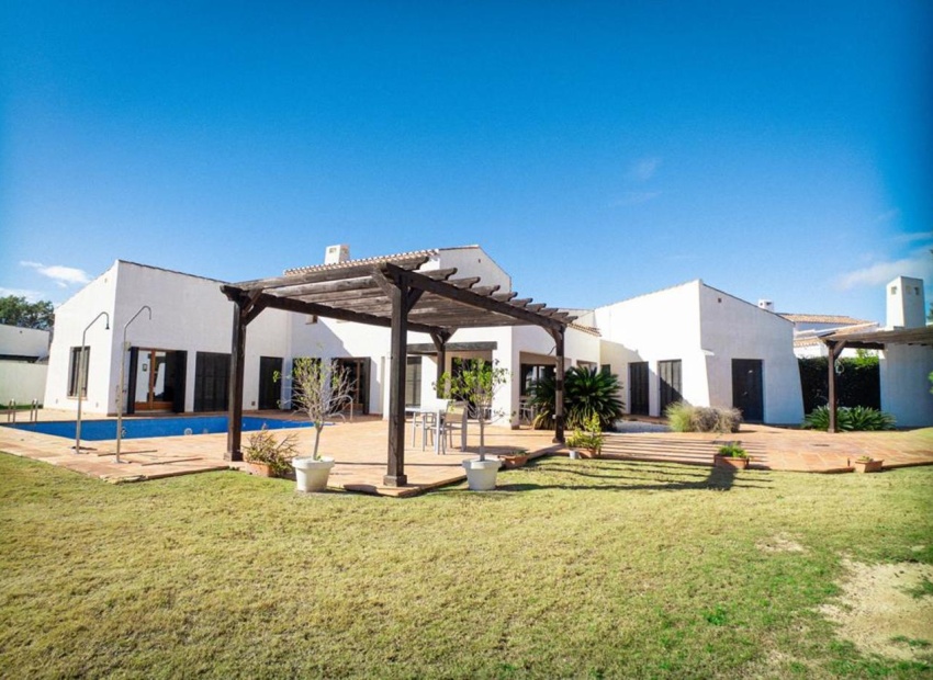 Reventa - Villa - Banos y Mendigo - El Valle Golf Resort