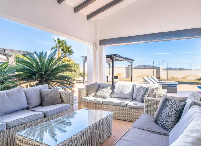 Reventa - Villa - Banos y Mendigo - El Valle Golf Resort