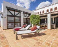 Reventa - Villa - Banos y Mendigo - El Valle Golf Resort