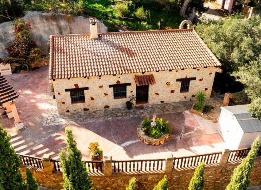 Reventa - Villa - Sucina