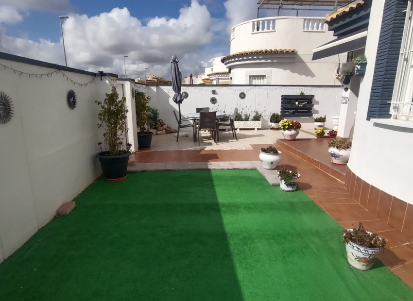 Reventa - Villa - Sucina