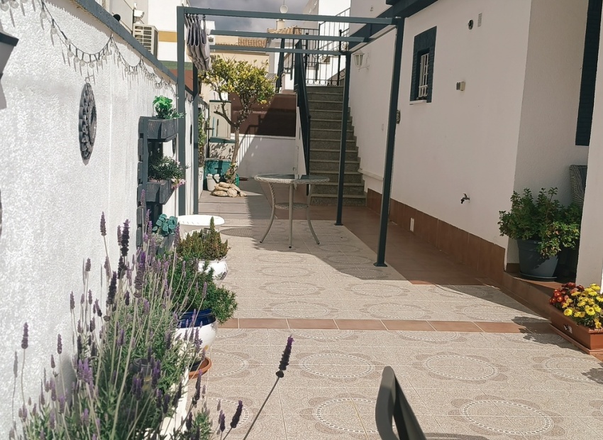 Reventa - Villa - Sucina