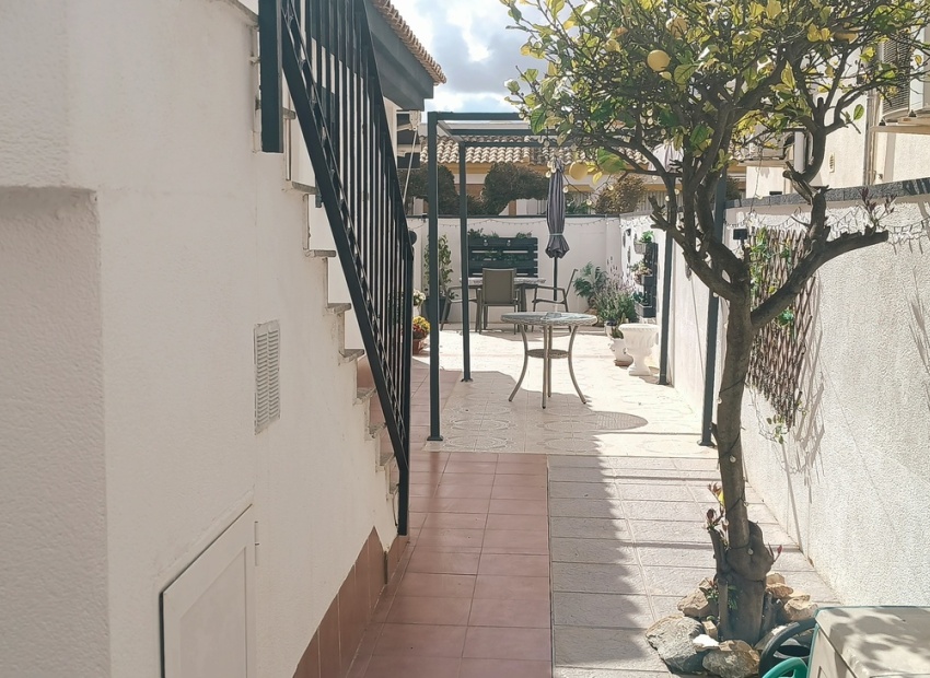 Reventa - Villa - Sucina