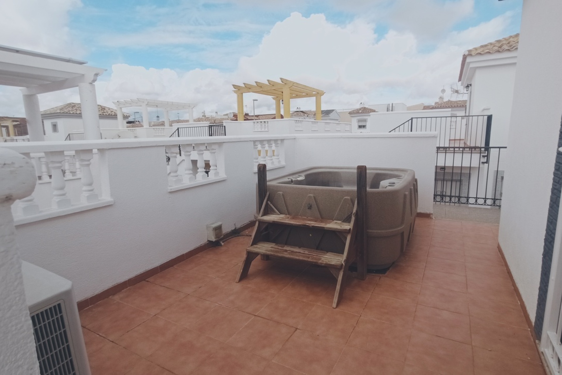 Reventa - Villa - Sucina