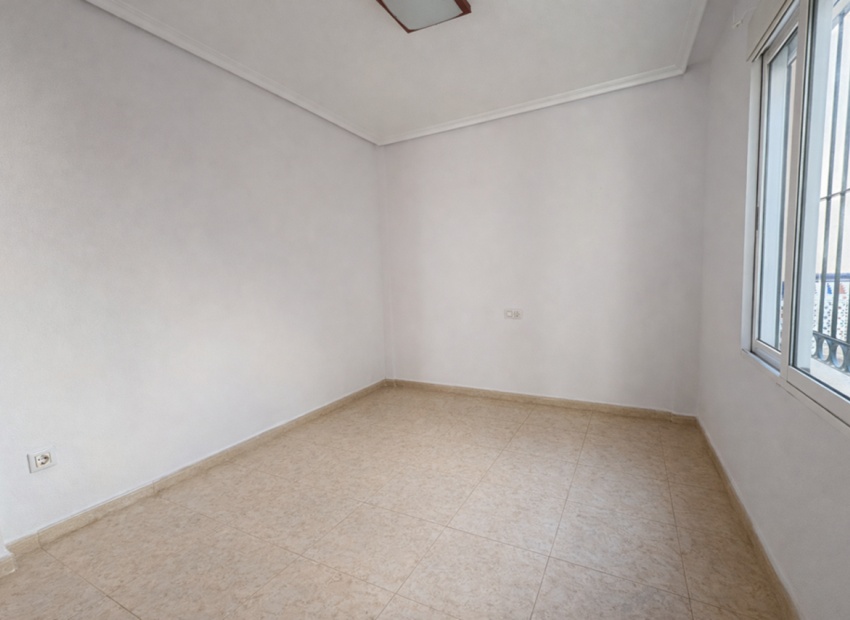 Revente - Maison de ville - Sucina