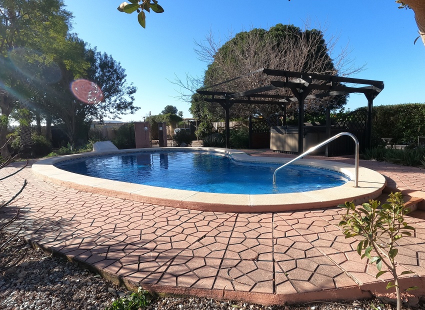 Revente - Villa - Orihuela