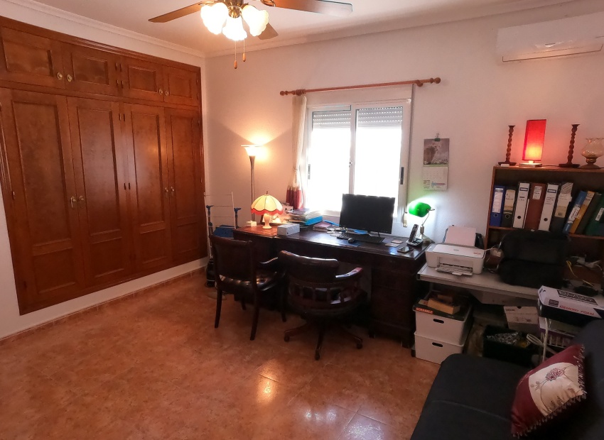 Revente - Villa - Orihuela