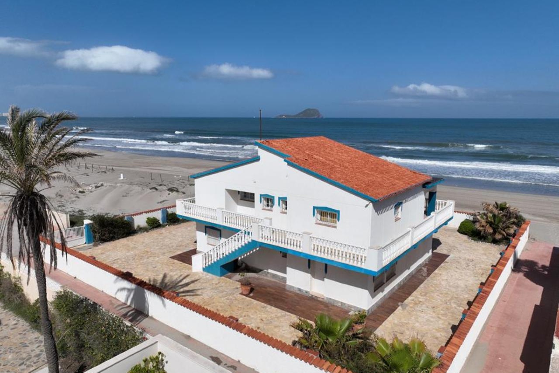 Terraza con vistas al mar