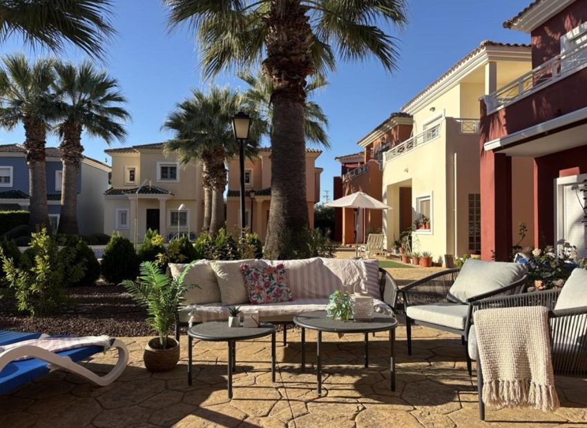 Villa 2 chambres près piscine Altaona Golf