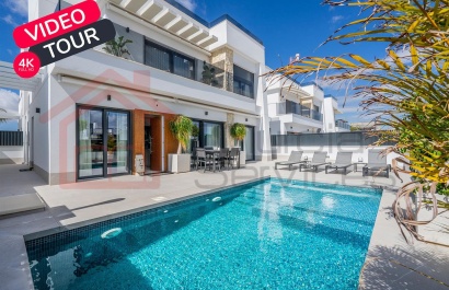 Villa - Herverkoop - Santa Rosalia Lake and Life Resort - Santa Rosalia Lake and Life Resort