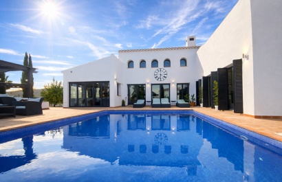 Villa - Resale - Banos y Mendigo - El Valle Golf Resort