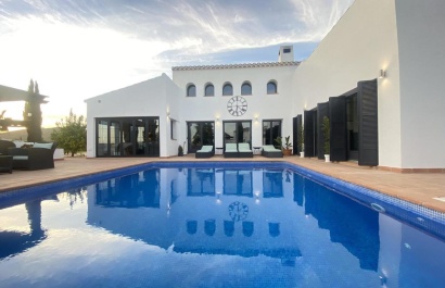 Villa - Reventa - Banos y Mendigo - El Valle Golf Resort