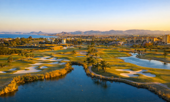 LA SERENA GOLF RESORT 