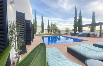 Reventa - Villa - Banos y Mendigo - El Valle Golf Resort