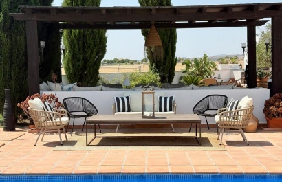 Reventa - Villa - Banos y Mendigo - El Valle Golf Resort