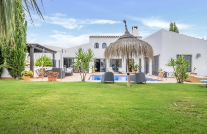 Reventa - Villa - Banos y Mendigo - El Valle Golf Resort