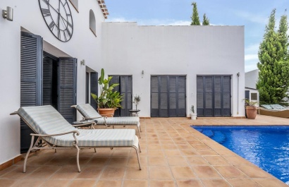 Reventa - Villa - Banos y Mendigo - El Valle Golf Resort