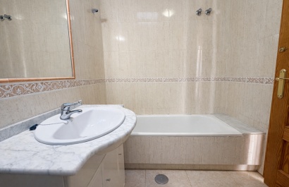 Revente - Maison de ville - Sucina