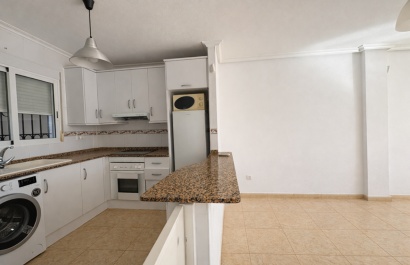 Revente - Maison de ville - Sucina