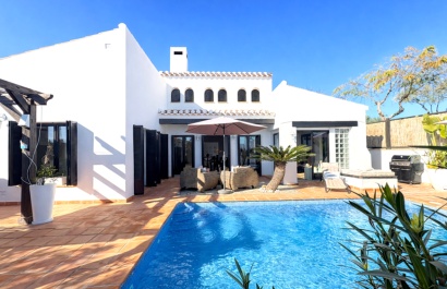 Reventa - Villa - Banos y Mendigo - El Valle Golf Resort