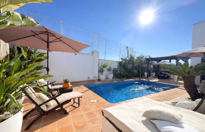 Reventa - Villa - Banos y Mendigo - El Valle Golf Resort