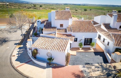 Reventa - Villa - Banos y Mendigo - El Valle Golf Resort