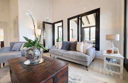 Reventa - Villa - Banos y Mendigo - El Valle Golf Resort